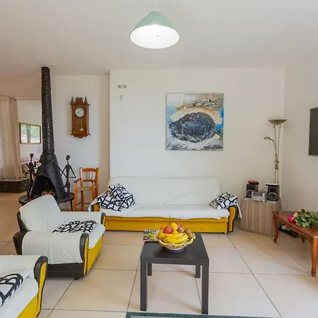 Michela-3 By Interhome