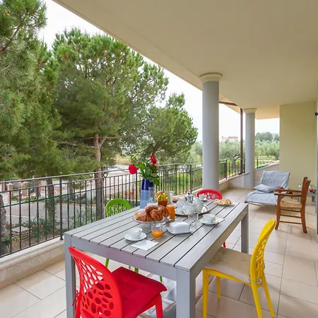 Michela-3 By Interhome * Пинето