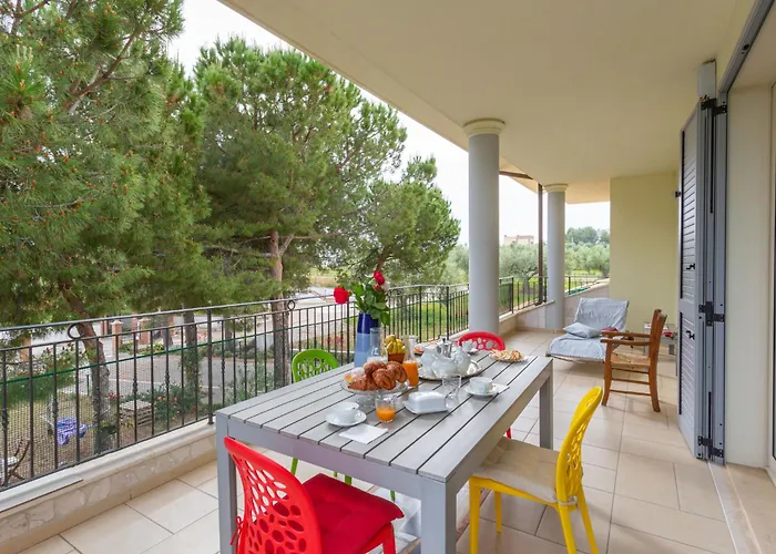 Michela-3 By Interhome * ピネート